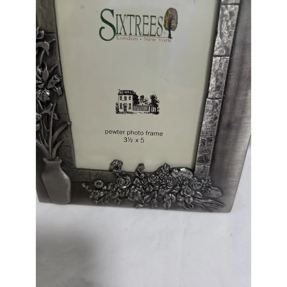 Sixtrees pewter floral